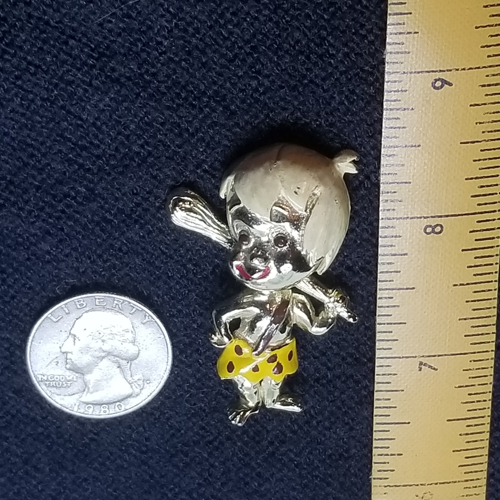 Vintage Bam Bam Flinstones 3D figural pin brooch Hanna-Barbera - Picture 2 of 5